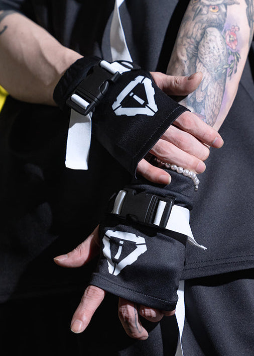 ACDC RAG Error Code Cyberpunk Tech Black White Arm Warmer JR-487-122 ...