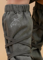 Gedraji Cryptid Corpse Dark Grey Leg Warmer