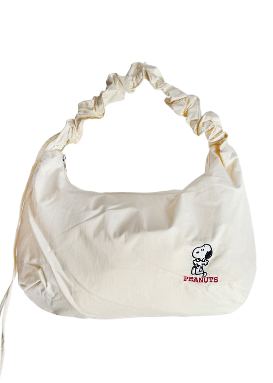 ★OVHEE★ Rian Shoulder Bag Ivory Peanuts Snoopy Medium Nylon Ivory Shoulder Bag ST240719