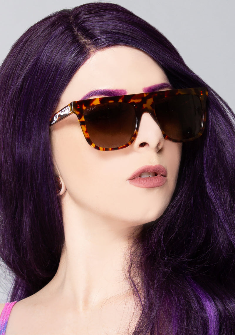DIFF Eyewear Georgie Black Wild Tort Ombré + Brown Sunglasses – Jonah Brown  Boutique