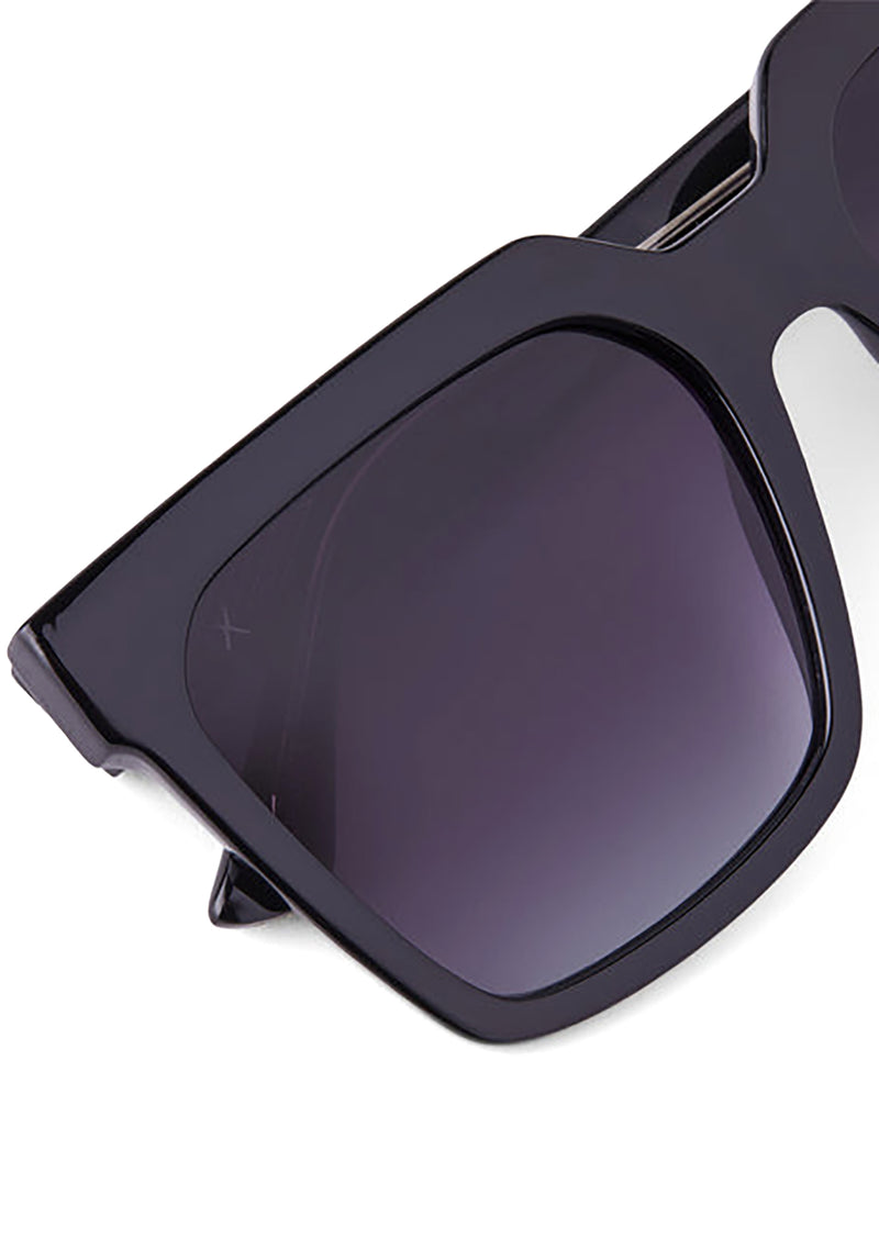 Topanga Sunglasses in Black/Grey Gradient