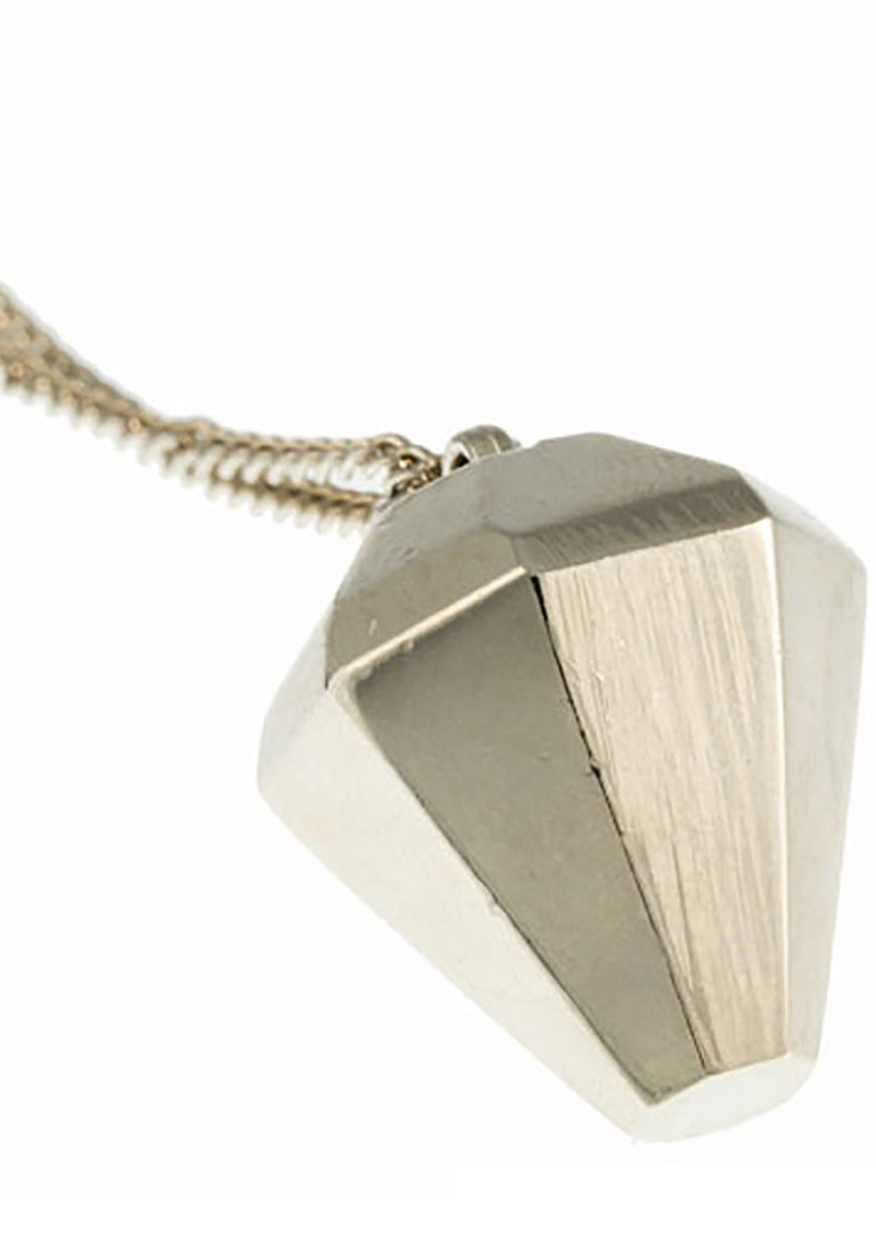 Timi 3D Diamond Pendant Necklace in Silver